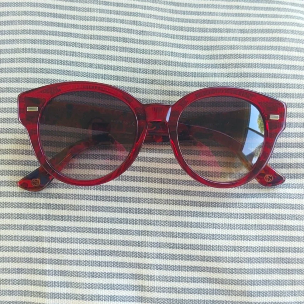 Red Gucci Sunglasses EUC